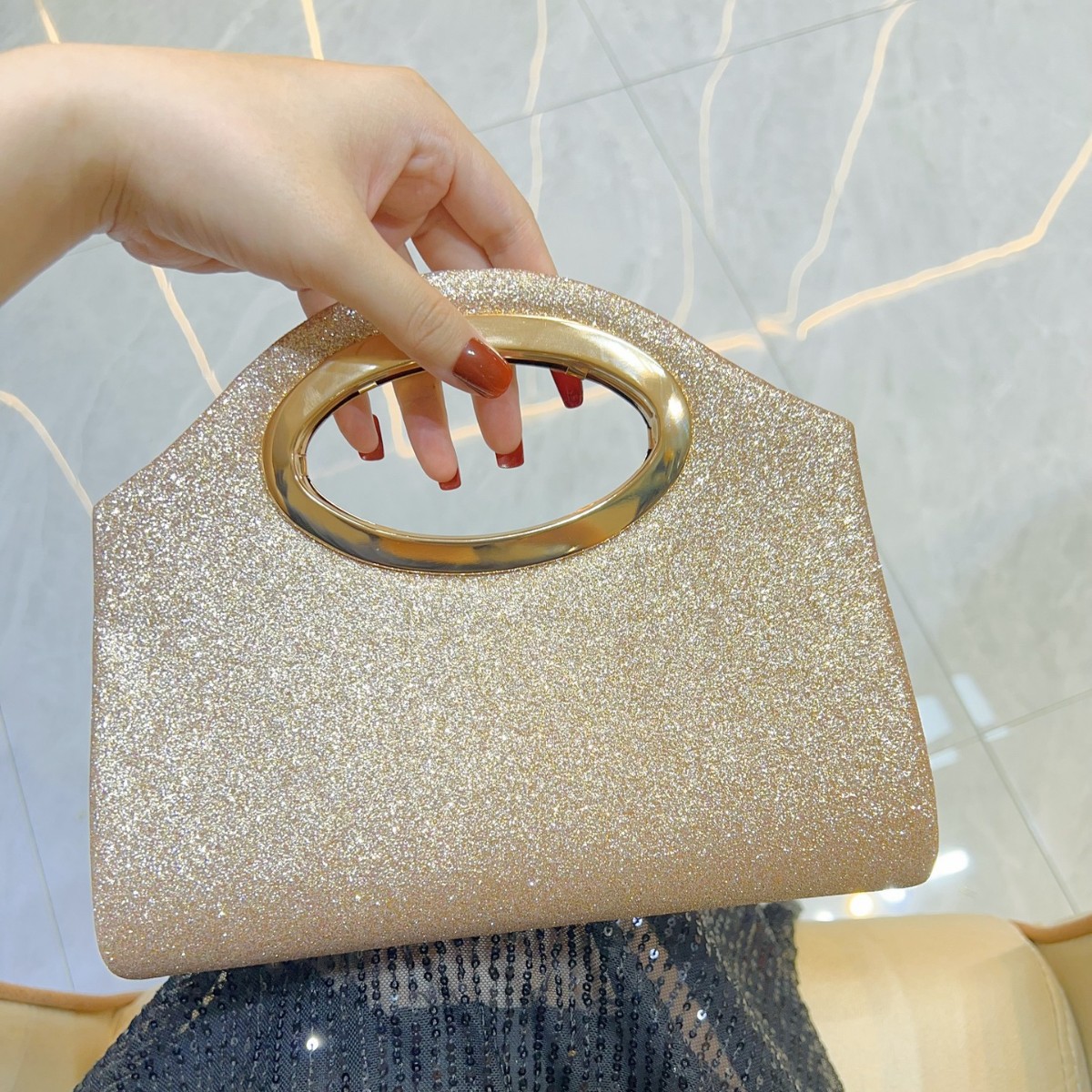 Luxury Bags News - Pochette transfrontalière pour femmes, Design de