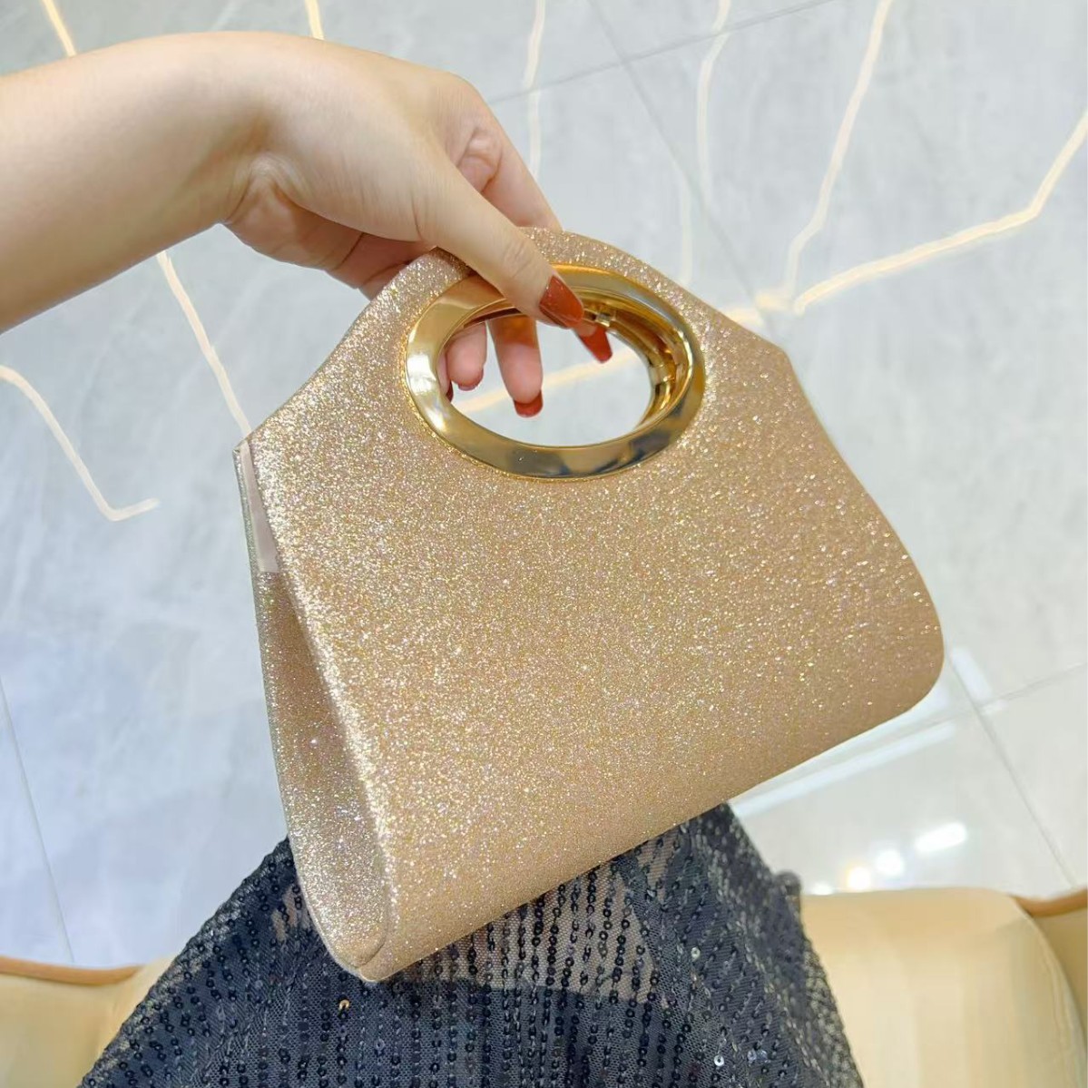 Pochette transfrontalière pour - Luxury Bags News avis et prix