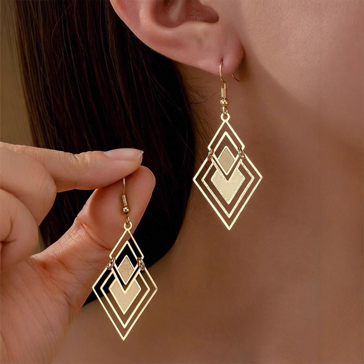 Boucles d'oreilles creuses en  - Luxury Bags Dropshipping avis et prix