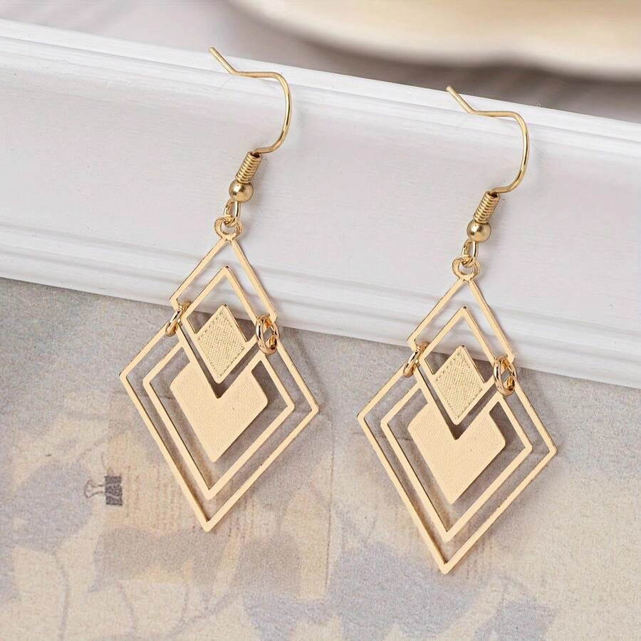 Boucles d'oreilles creuses en  - Luxury Bags Dropshipping avis et prix