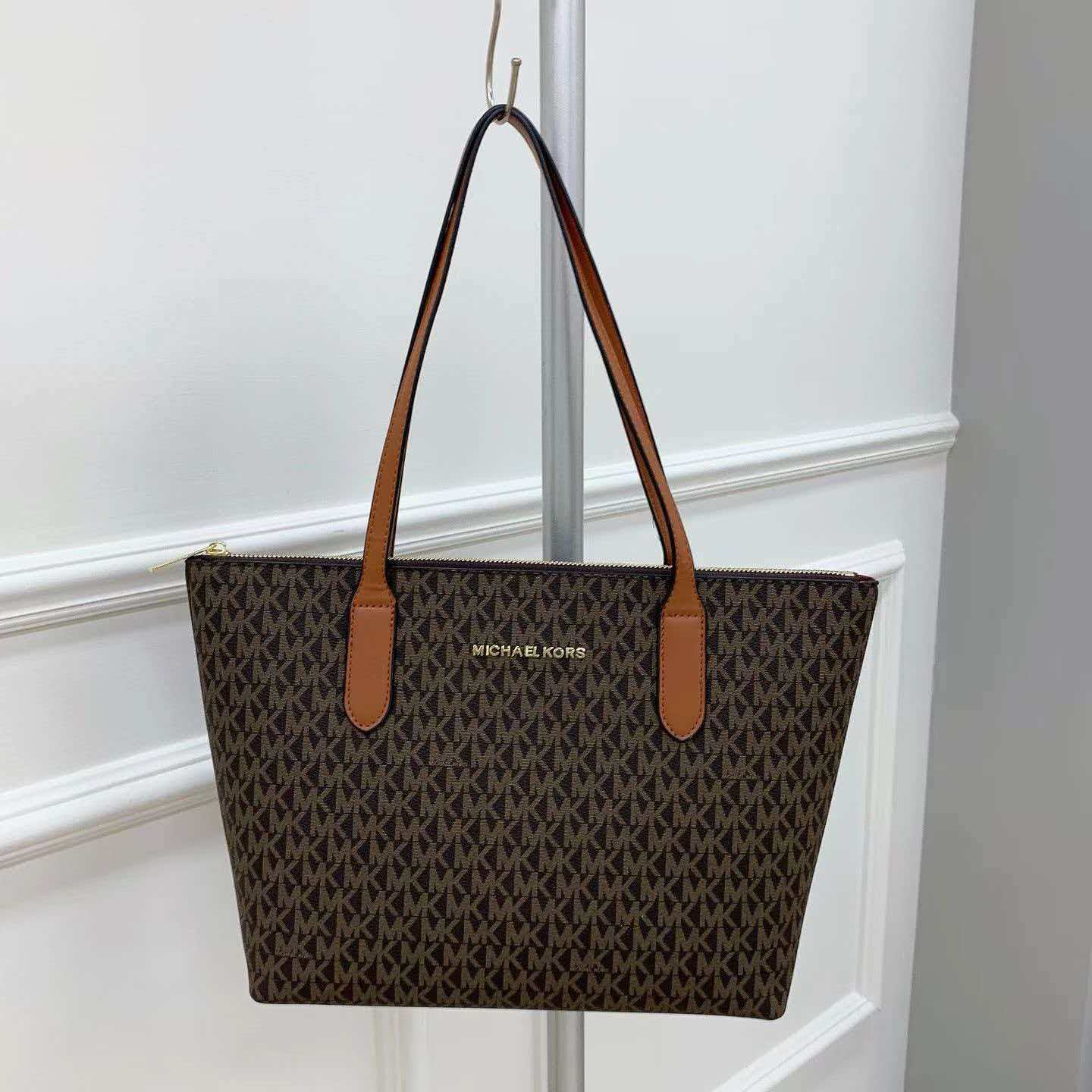Sac à bandoulière élégant pour - Luxury Bags Michael Kors avis et prix