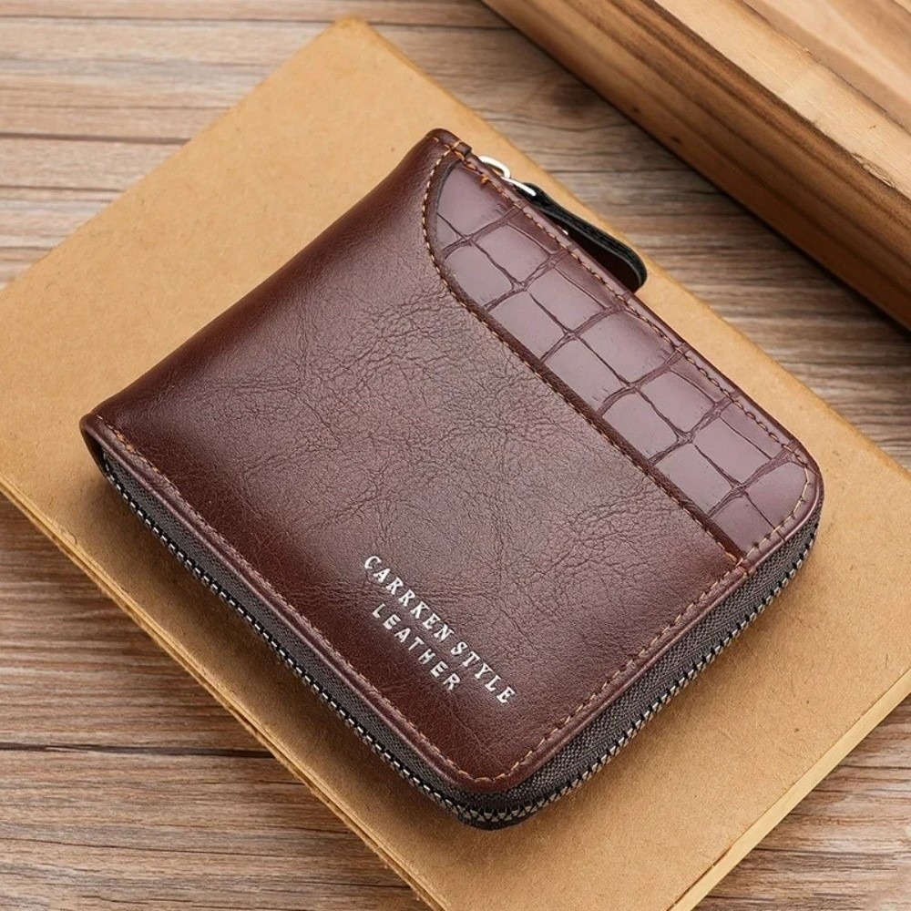 Nouveau portefeuille en cuir P - Luxury Bags News avis et prix